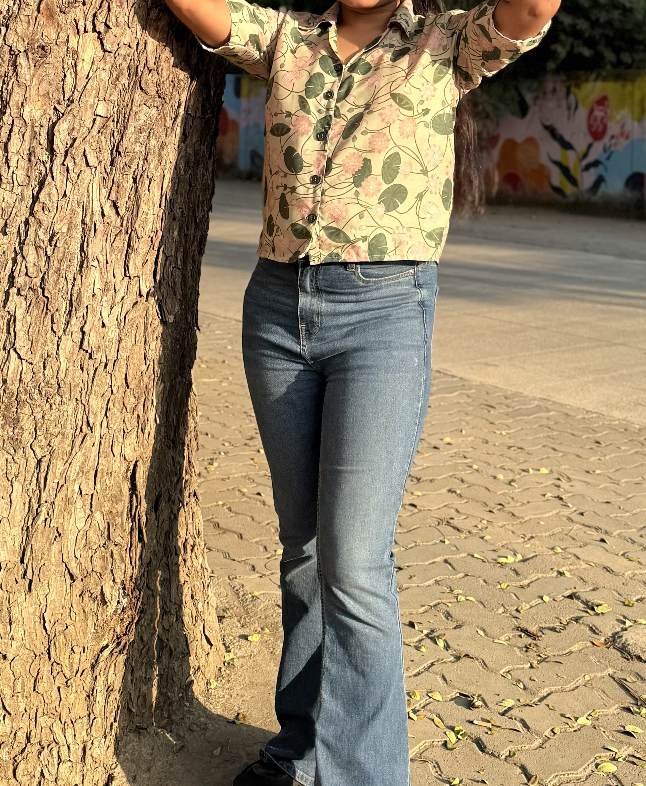 Green Pichwai Crop Shirt - Image 3